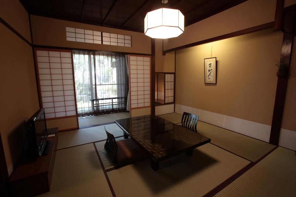 Motoyu Ishiya Hotel Kanazawa Buitenkant foto